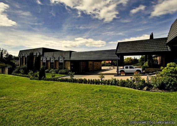 Rowville International Hotel Екстериор снимка