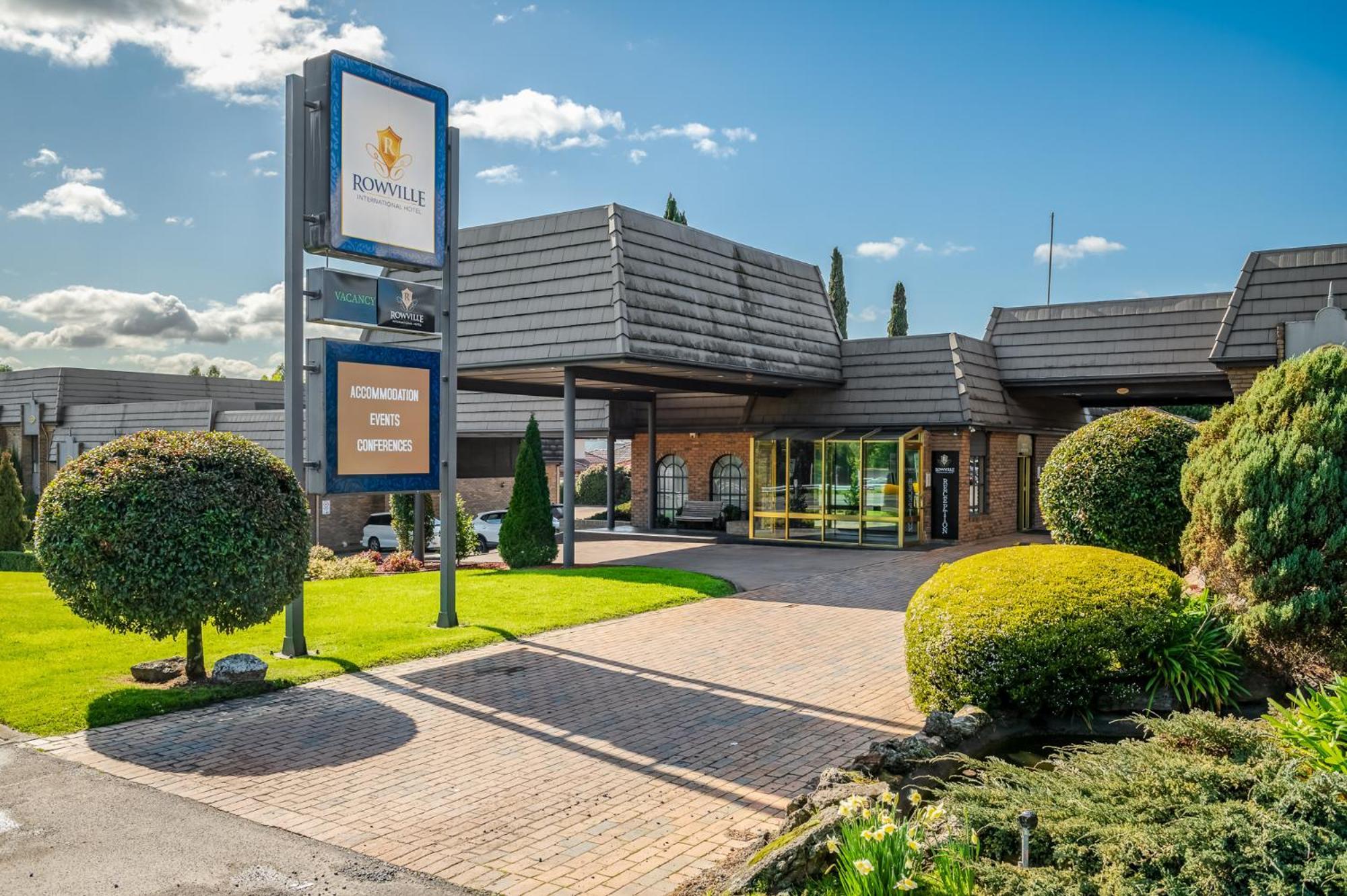Rowville International Hotel Екстериор снимка